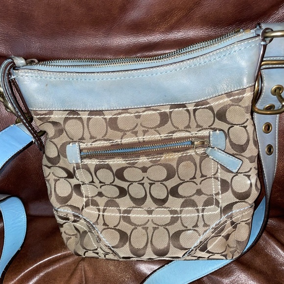 Authentic Coach Crossbody purse - Picture 1 of 5